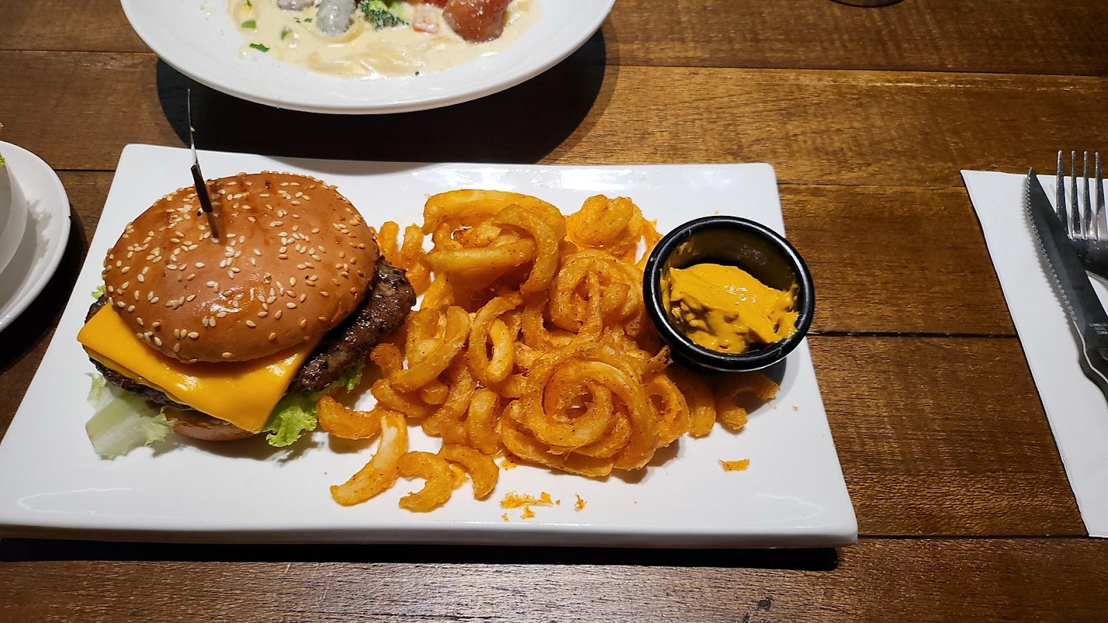 Mu'sier Fine Meat & Steak 9
