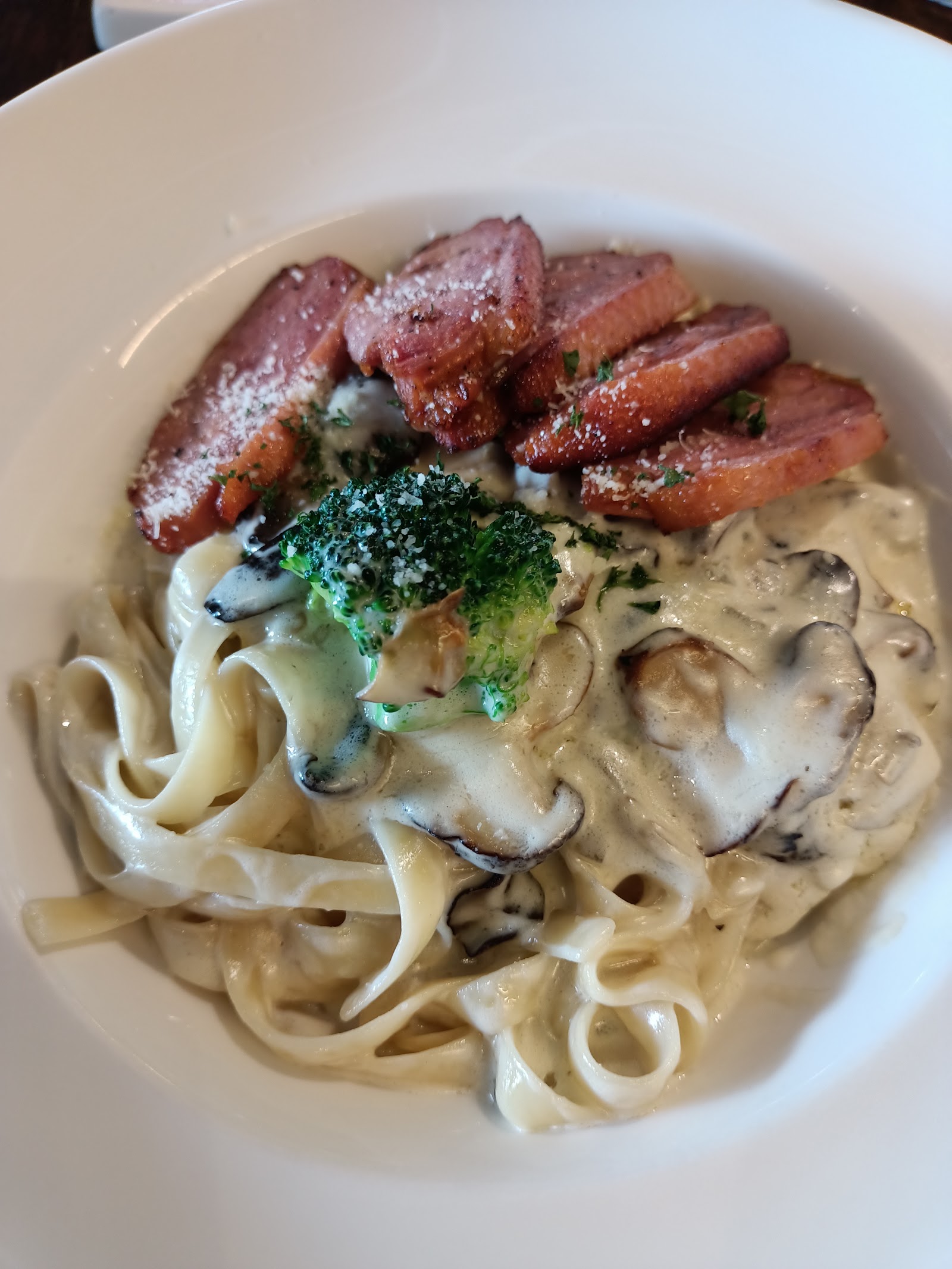 Mu'sier Fine Meat & Steak 11